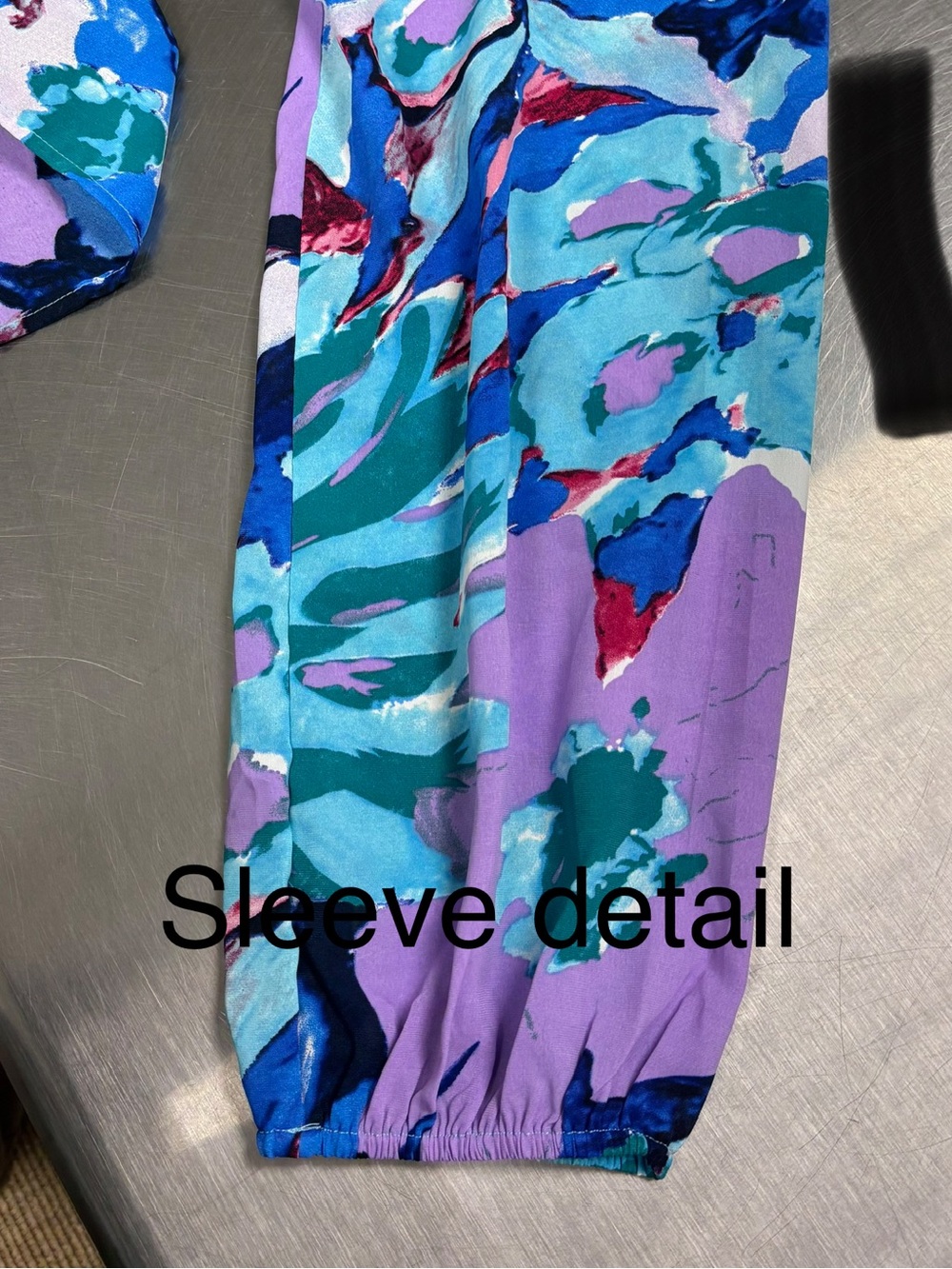 Jodifl Abstract Floral V-Neck Blouse – Watercolor Blue, Purple & Teal - large - Picture 6 of 8